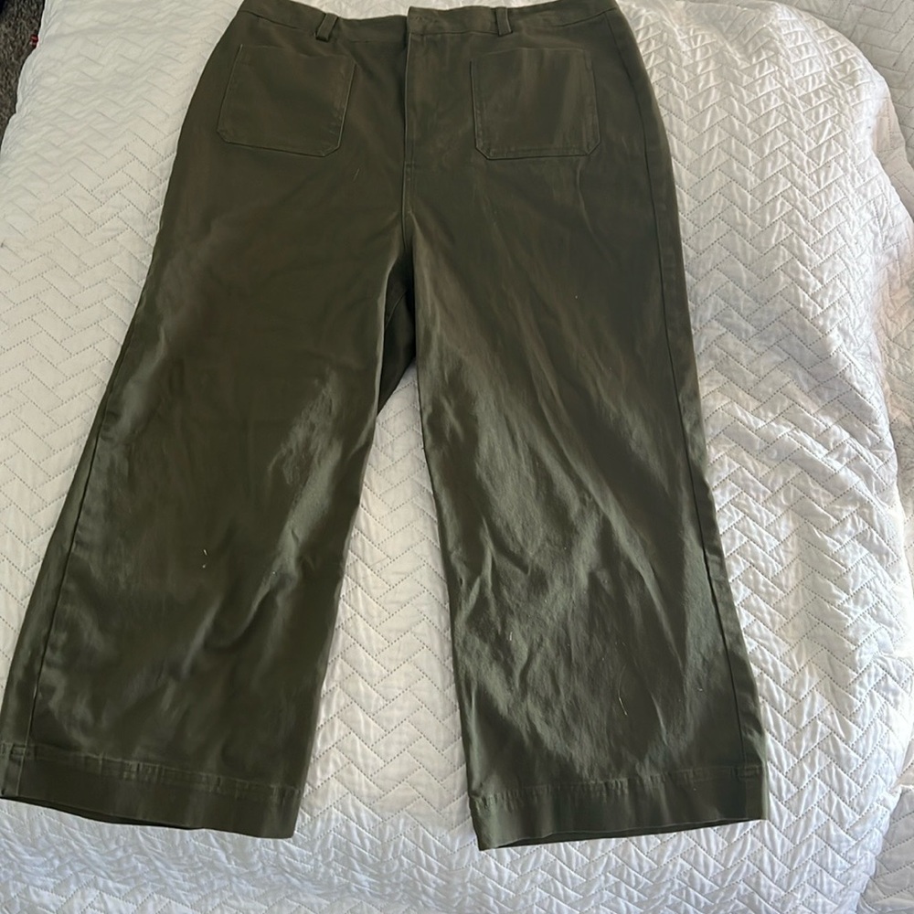 Women’s  Olive Green Pants